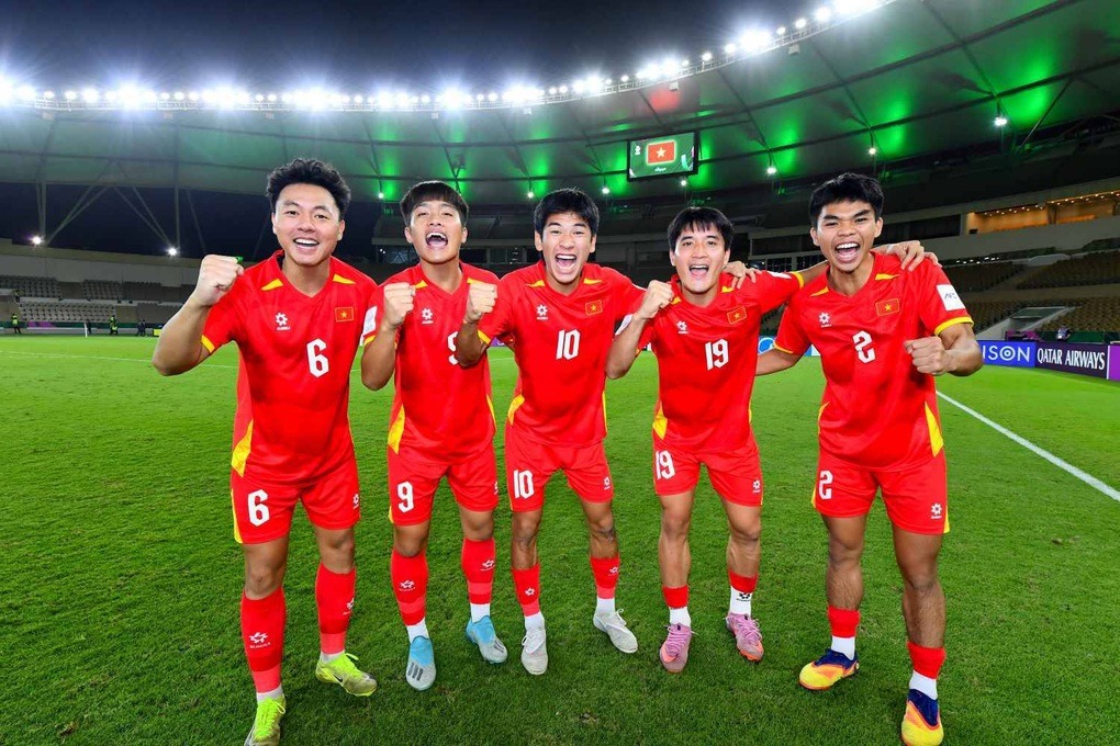 Lich thi đấu b&oacute;ng đ&aacute; nam ASIAD 2026 mới nhất: Tuyển U23 Việt Nam đấu Philippines l&uacute;c mấy giờ?