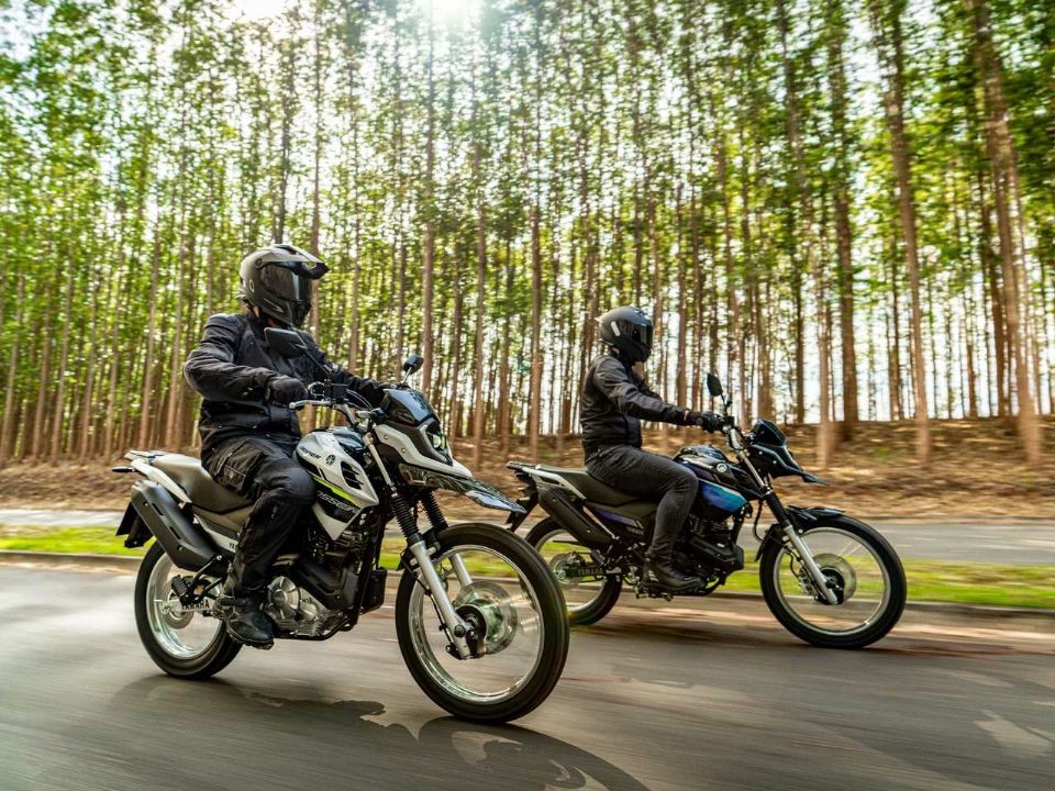 Yamaha ch&iacute;nh thức ra mắt &lsquo;vua c&ocirc;n tay&rsquo; 150cc mới thiết kế ấn tượng hơn Exciter, c&oacute; ABS như Honda Winner R, gi&aacute; mềm ảnh 1