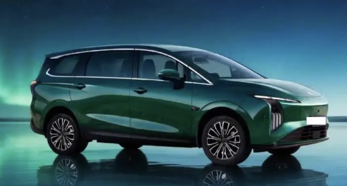 Điểm tin &ocirc; t&ocirc; 10/9: Ra mắt MPV gia đ&igrave;nh &lsquo;đấu&rsquo; Innova Cross, Geely tr&igrave;nh l&agrave;ng xe điện mini gi&aacute; rẻ