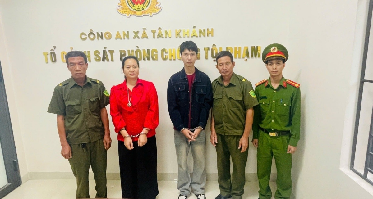 Hai mẹ con h&agrave;nh hung người phụ nữ mắc bệnh t&acirc;m thần đến nhập viện nhận c&aacute;i kết đắng, h&eacute; lộ l&yacute; do ra tay