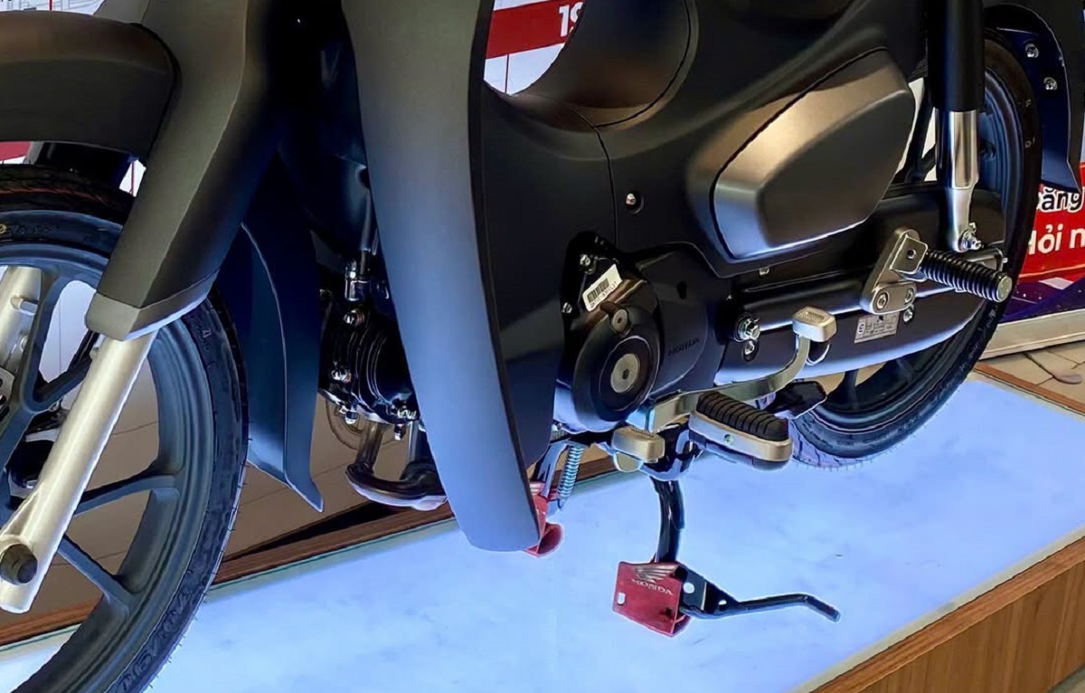 Honda ch&iacute;nh thức mở b&aacute;n &lsquo;huyền thoại xe số&rsquo; 125cc mới tại Việt Nam: Thiết kế đẹp hơn Future, gi&aacute; mềm