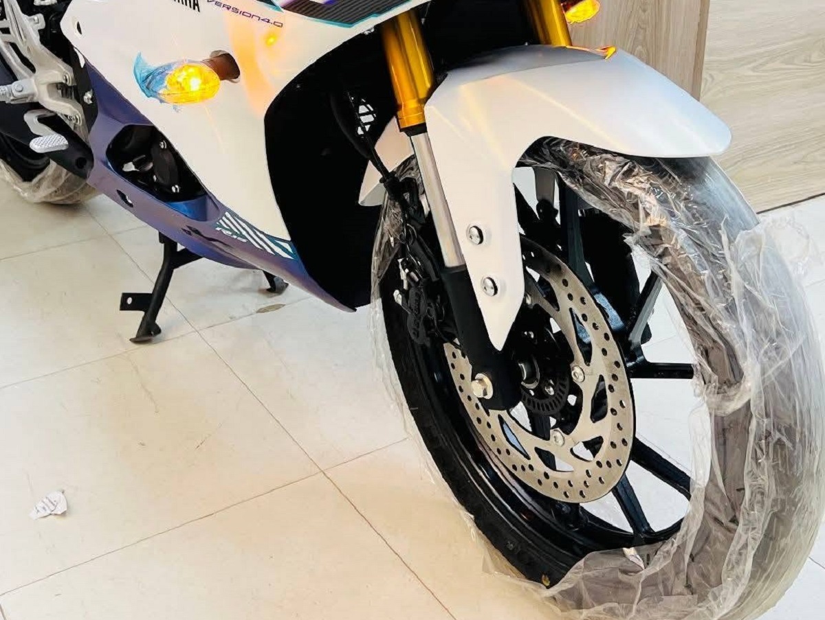 Yamaha ch&iacute;nh thức ra mắt &lsquo;vua c&ocirc;n tay&rsquo; 155cc mới gi&aacute; 47,5 triệu đồng: Rẻ v&agrave; kh&aacute;c biệt Honda Winner R