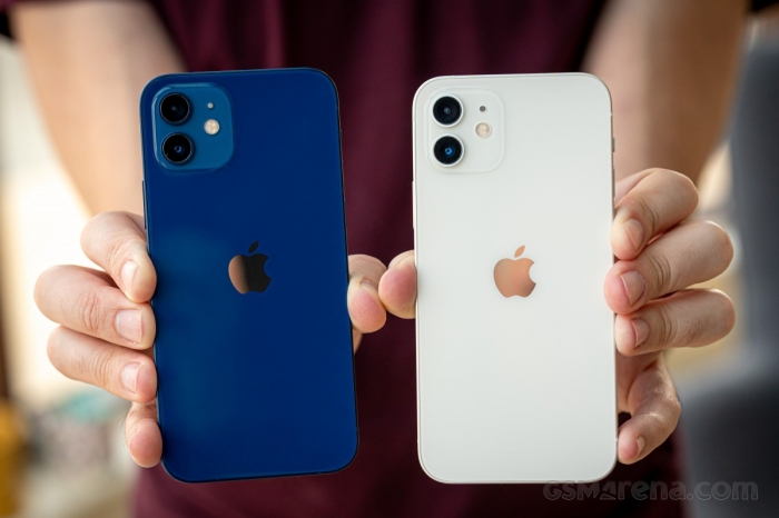 Bảng gi&aacute; iPhone 12 giữa th&aacute;ng 9/2026: To&agrave;n d&ograve;ng giảm s&acirc;u iPhone 12, iPhone 12 Pro Max 99% rẻ như cỏ
