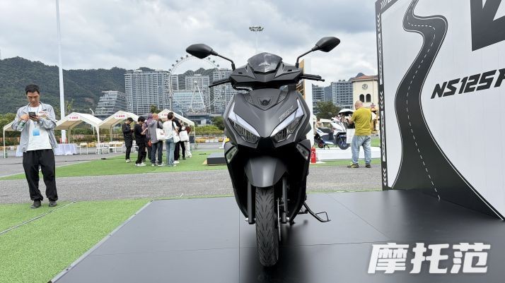 Qu&ecirc;n Vision đi, Honda ra mắt &lsquo;xe ga quốc d&acirc;n&rsquo; 125cc mới gi&aacute; 38,6 triệu đồng, c&oacute; ABS 2 k&ecirc;nh xịn hơn Air Blade v&agrave; SH Mode ảnh 2