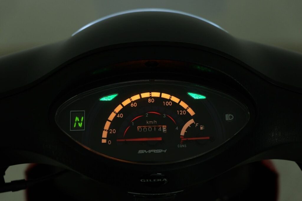 &lsquo;Vua xe số&rsquo; 110cc mới của &Yacute; ch&iacute;nh thức ra mắt: Thiết kế &lsquo;n&eacute;t&rsquo; hơn Honda Future, trang bị bỏ xa Wave Alpha v&agrave; RSX, gi&aacute; rẻ ảnh 5