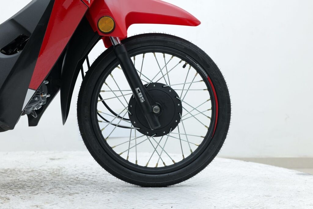 &lsquo;Vua xe số&rsquo; 110cc mới của &Yacute; ch&iacute;nh thức ra mắt: Thiết kế &lsquo;n&eacute;t&rsquo; hơn Honda Future, trang bị bỏ xa Wave Alpha v&agrave; RSX, gi&aacute; rẻ ảnh 6
