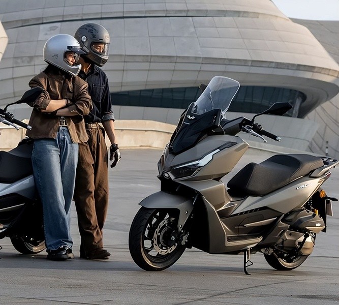 Qu&ecirc;n Honda SH đi, &lsquo;vua xe ga&rsquo; 150cc mới ra mắt với gi&aacute; chỉ 50 triệu đồng: Rẻ hơn SH Mode, c&oacute; ABS 2 k&ecirc;nh &aacute;t v&iacute;a Air Blade ảnh 1