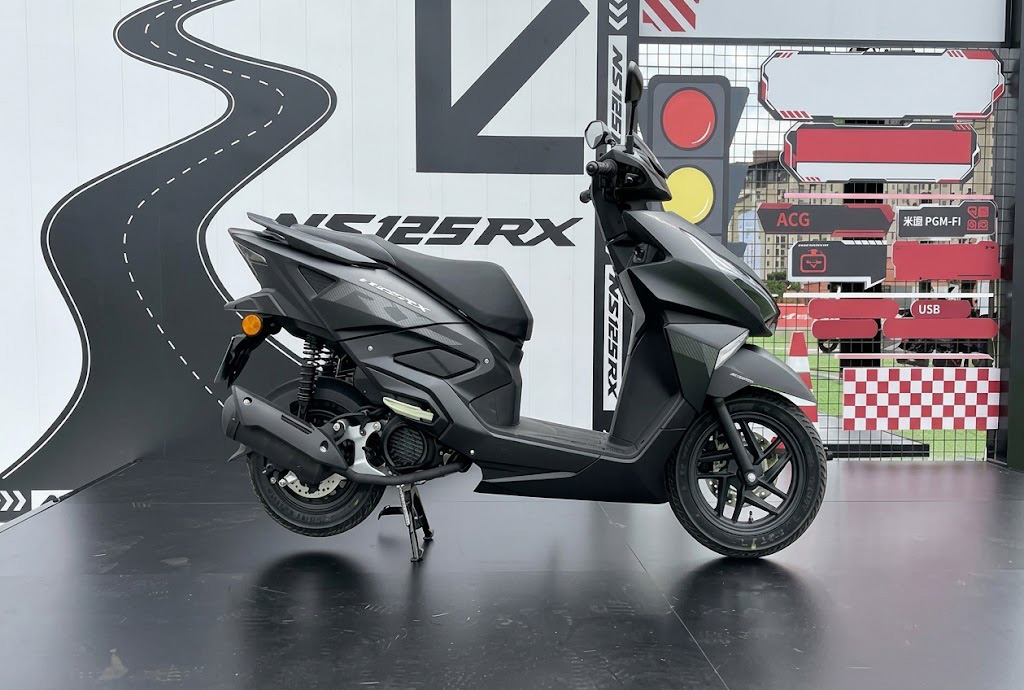Tin xe trưa 18/9: Honda ra mắt &lsquo;xe ga quốc d&acirc;n&rsquo; mới gi&aacute; rẻ như Vision, c&oacute; ABS 2 k&ecirc;nh &lsquo;đỉnh&rsquo; hơn cả Air Blade v&agrave; SH Mode
