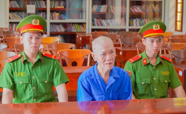 1789738635-e463126c89-doi-tuong-tran-hoang-minh-tai-co-quan-cong-an-width1280height787