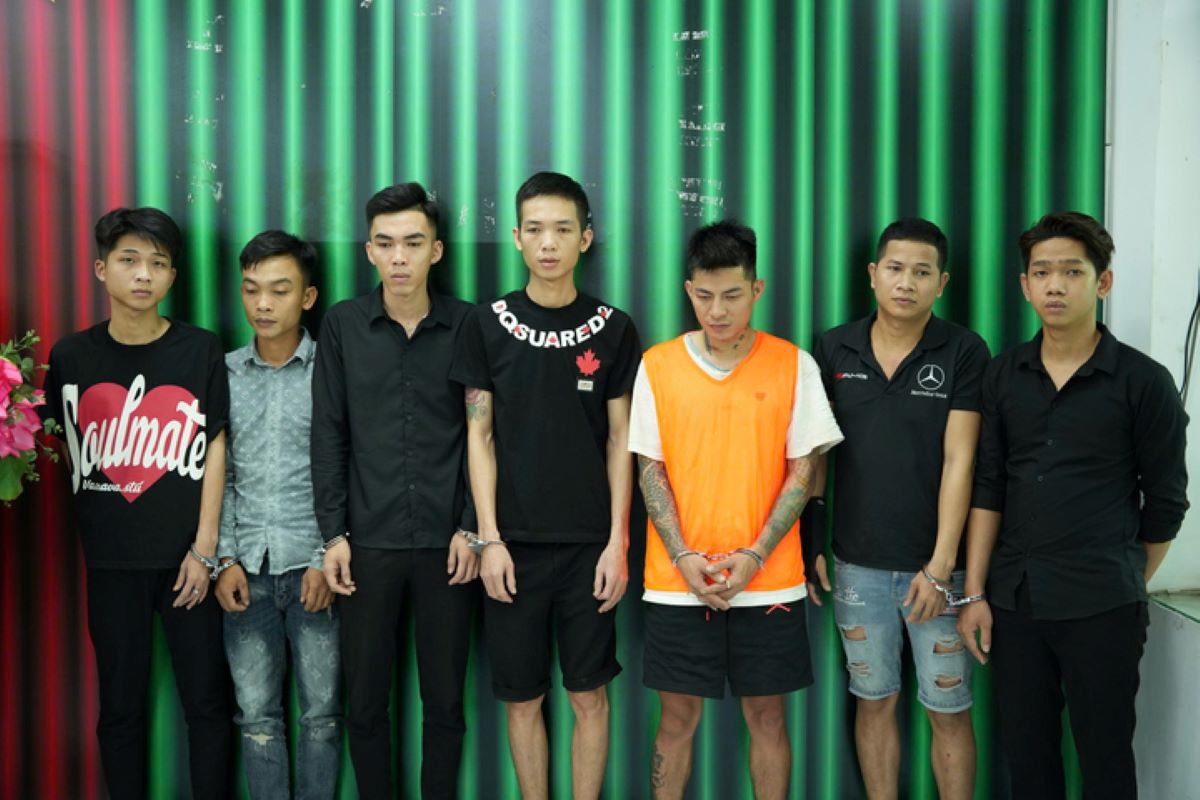 Diễn biến mới vụ ô tô tông đám đông ở TP.HCM: Danh tính 7 người bị bắt, hé lộ nguồn cơn sự việc
