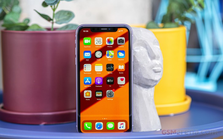 iPhone 11 l&agrave; m&aacute;y rẻ nhất Việt Nam nhận được iOS 27 như iPhone 18 Pro ở mức hơn 4 triệu đồng