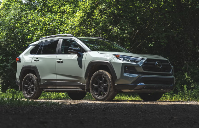 Điểm tin &ocirc; t&ocirc; 23/9: Toyota RAV4 Off-Road 2027 tr&igrave;nh l&agrave;ng, cập nhật gi&aacute; xe Skoda th&aacute;ng 9 n&agrave;y