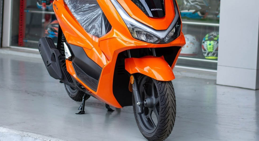 Tin xe trưa 23/9: Honda ra mắt &lsquo;vua xe ga&rsquo; 160cc mới thiết kế &lsquo;n&eacute;t&rsquo; hơn SH với gi&aacute; mềm, trang bị &aacute;t v&iacute;a Vario v&agrave; SH Mode
