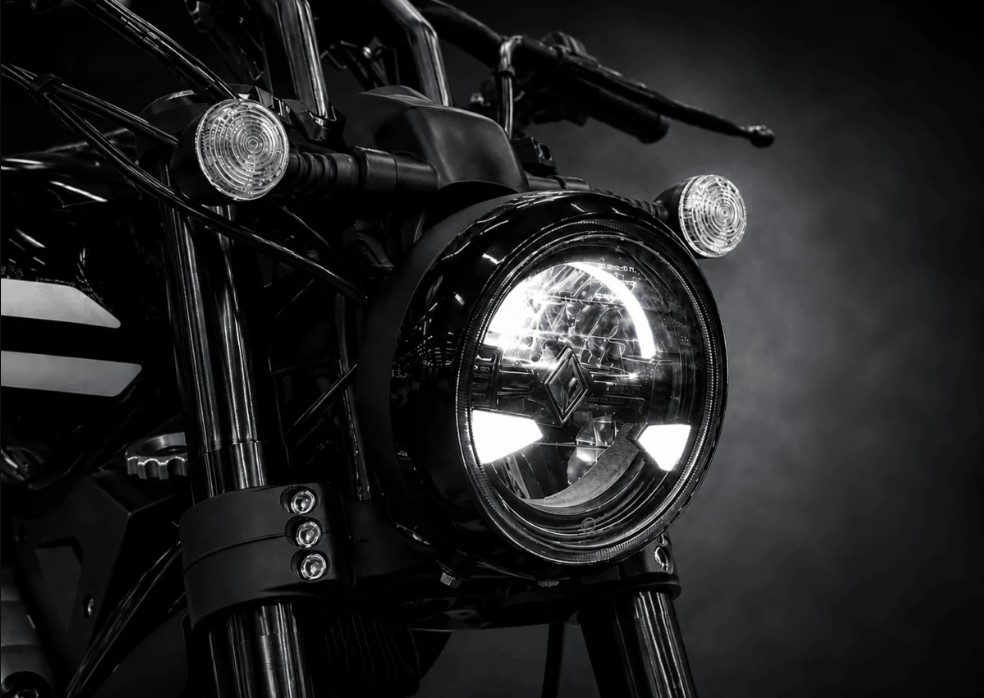 &lsquo;Huyền thoại c&ocirc;n tay&rsquo; mới của &Yacute; ra mắt với gi&aacute; rẻ: Ph&acirc;n khối lớn hơn Yamaha Exciter v&agrave; Honda Winner R, c&oacute; ABS 2 k&ecirc;nh