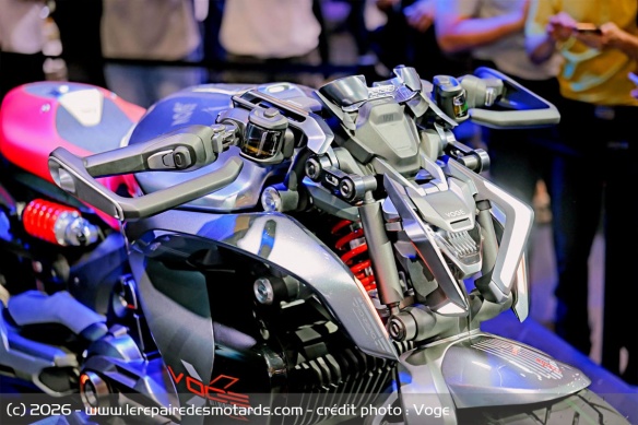 Voge CU-X Hybrid: Cruiser đến từ tương lai g&acirc;y sốc tại CIMA 2026