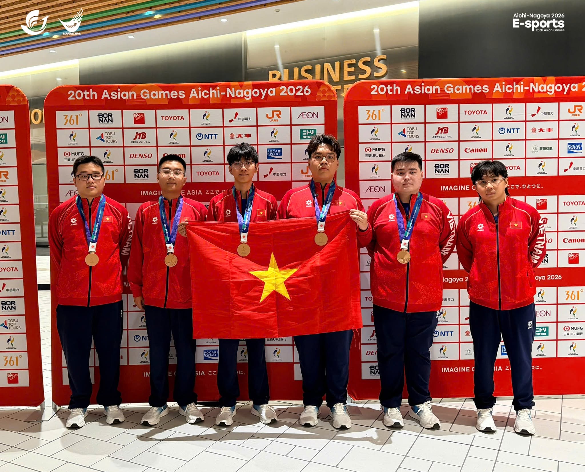 Esports Việt Nam l&agrave;m n&ecirc;n lịch sử tại ASIAD 20 với tấm huy chương bộ m&ocirc;n NARAKA: BLADEPOINT