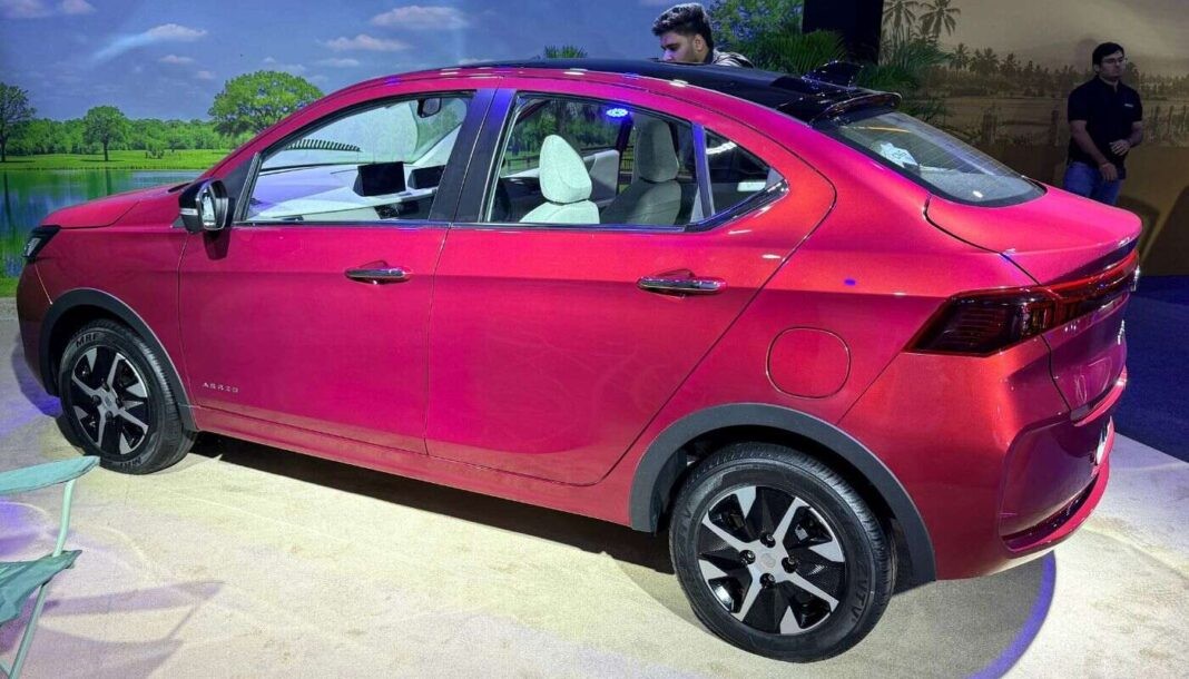 Qu&ecirc;n Honda SH đi, mẫu &ocirc; t&ocirc; &lsquo;quốc d&acirc;n&rsquo; mới ra mắt với gi&aacute; từ 143 triệu đồng, rẻ hơn hẳn Hyundai Grand i10 v&agrave; Kia Morning ảnh 3