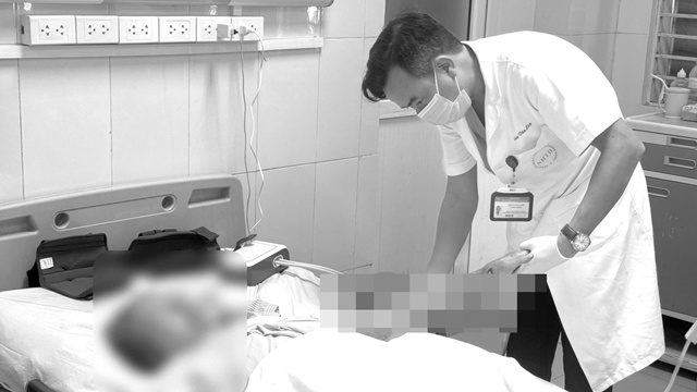 Hai cụ &ocirc;ng, cụ b&agrave; ở H&agrave; Nội bị ch&oacute; nh&agrave; tấn c&ocirc;ng với thương t&iacute;ch nghi&ecirc;m trọng