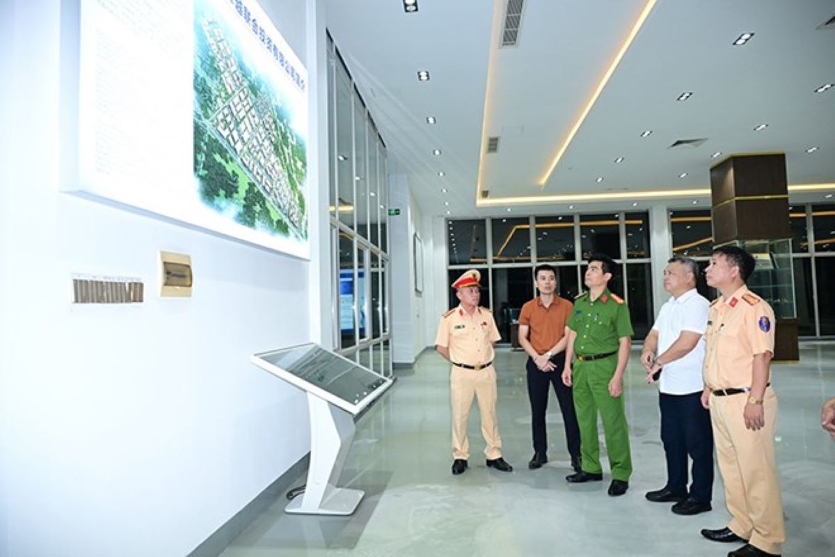 Vụ tai nạn l&agrave;m 3 c&ocirc;ng nh&acirc;n tử vong: C&ocirc;ng an Hải Ph&ograve;ng&nbsp;chỉ đạo khẩn