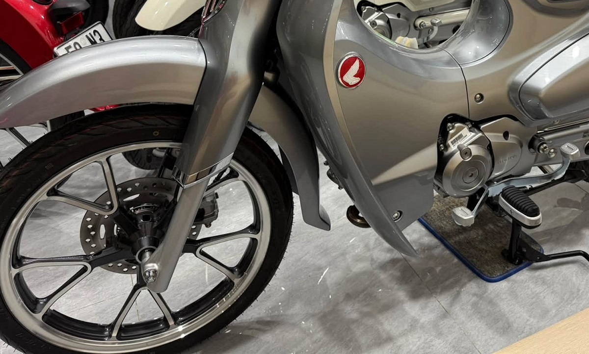 Tin xe m&aacute;y 29/9: &lsquo;Huyền thoại xe số&rsquo; 125cc mới của Honda về đại l&yacute; Việt, sang hơn cả Future, gi&aacute; mềm