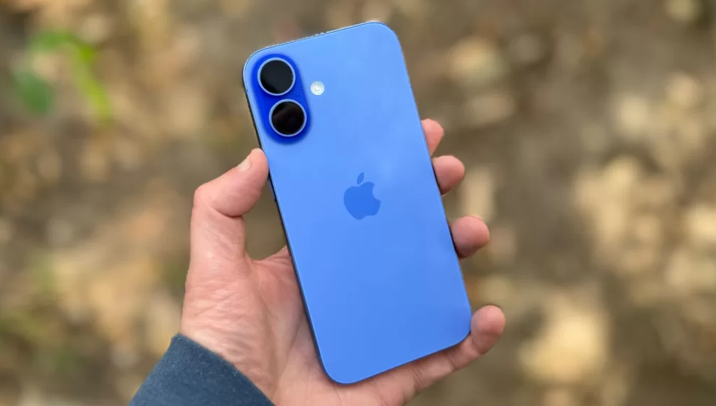 iphone-16-1790669306.png