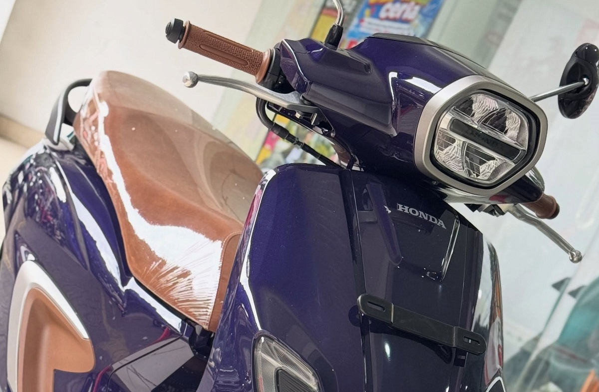 Honda ch&iacute;nh thức mở b&aacute;n &lsquo;vua xe ga&rsquo; 160cc mới gi&aacute; 43 triệu đồng: Thiết kế chất hơn cả SH v&agrave; SH Mode