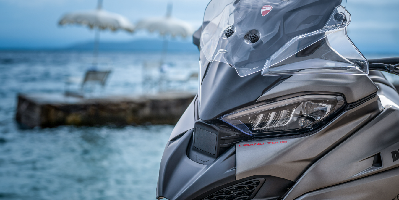 Ducati tung \'h&agrave;ng khủng\' Multistrada V4 S Grand Tour: 170 m&atilde; lực, th&ugrave;ng 60 l&iacute;t, đi tour đ&uacute;ng nghĩa!