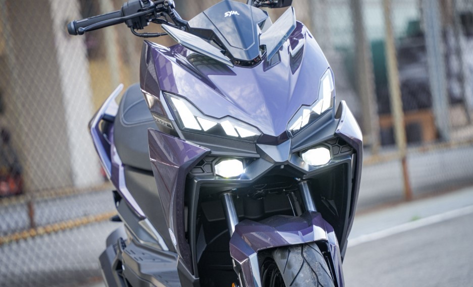 Qu&ecirc;n Honda SH đi, &lsquo;vua xe ga&rsquo; 150cc mới gi&aacute; 85 triệu đồng ra mắt: Thiết kế c&aacute; t&iacute;nh hơn Air Blade, c&oacute; ABS 2 k&ecirc;nh v&agrave; TCS ảnh 4