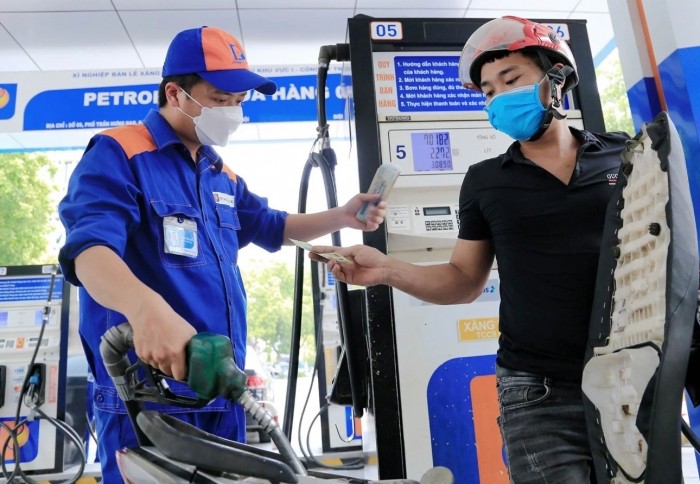 Tin xe trưa 5/10: &lsquo;Vua xe ga&rsquo; 150cc mới ra mắt gi&aacute; 85 triệu đồng, trang bị ngang Honda SH, thiết kế &lsquo;n&eacute;t&rsquo; hơn Air Blade ảnh 2