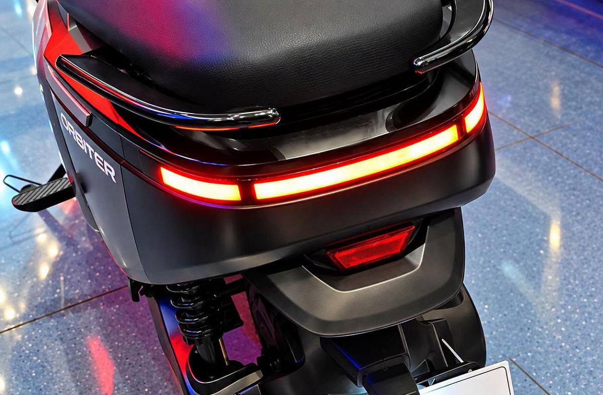 Qu&ecirc;n Honda Vision đi, &lsquo;xe ga quốc d&acirc;n&rsquo; mới ch&iacute;nh thức ra mắt gi&aacute; 35 triệu đồng, sang hơn cả SH Mode
