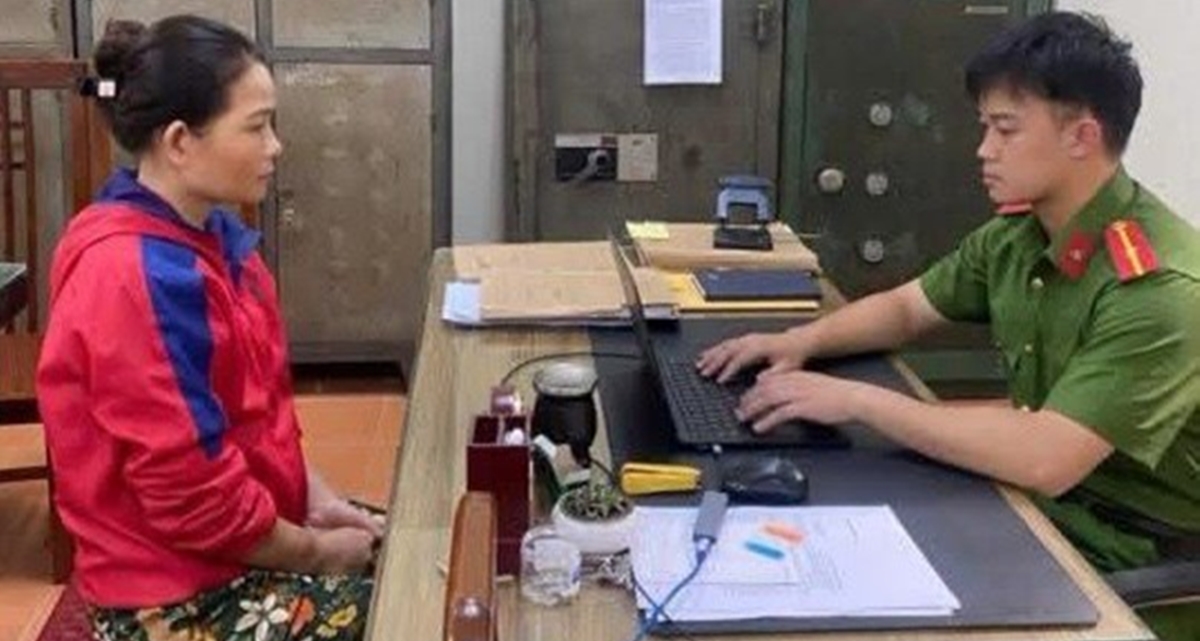 Th&ocirc;ng tin ch&iacute;nh thức vụ người phụ nữ &eacute;p con trai người t&igrave;nh uống thuốc diệt chuột v&igrave; m&acirc;u thuẫn t&igrave;nh cảm