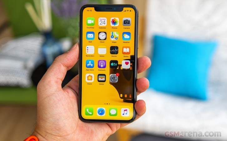 iphone-11-pro-4-1791364373.jpg