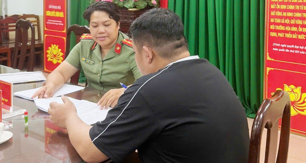 Ph&aacute;t hiện t&agrave;i khoản c&oacute; giao dịch bất thường hơn 100 tỷ đồng, chủ t&agrave;i khoản khai nhận bất ngờ