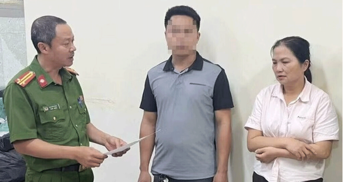 H&agrave; Nội: Diễn biến n&oacute;ng vụ người phụ nữ đặt giường, chuồng ch&oacute; ở ng&otilde; chung để cản trở x&acirc;y dựng