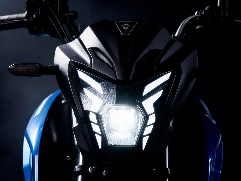 &lsquo;Vua c&ocirc;n tay&rsquo; mới đ&atilde; về đại l&yacute;: Thiết kế kh&aacute;c hẳn Yamaha Exciter, động cơ 170cc mạnh mẽ hơn Honda Winner R, gi&aacute; hấp dẫn