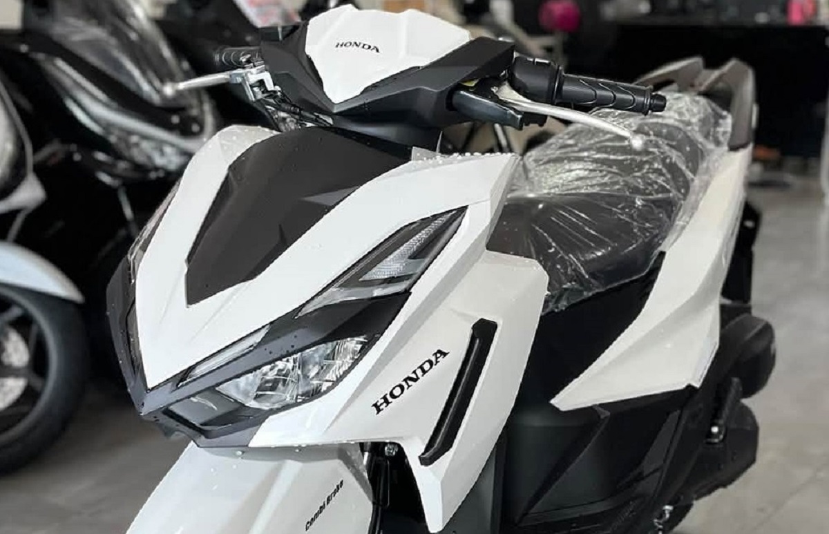 Honda ch&iacute;nh thức mở b&aacute;n &lsquo;vua xe ga&rsquo; 125cc mới gi&aacute; 37 triệu đồng: Thiết kế đẹp hơn Air Blade v&agrave; Vario