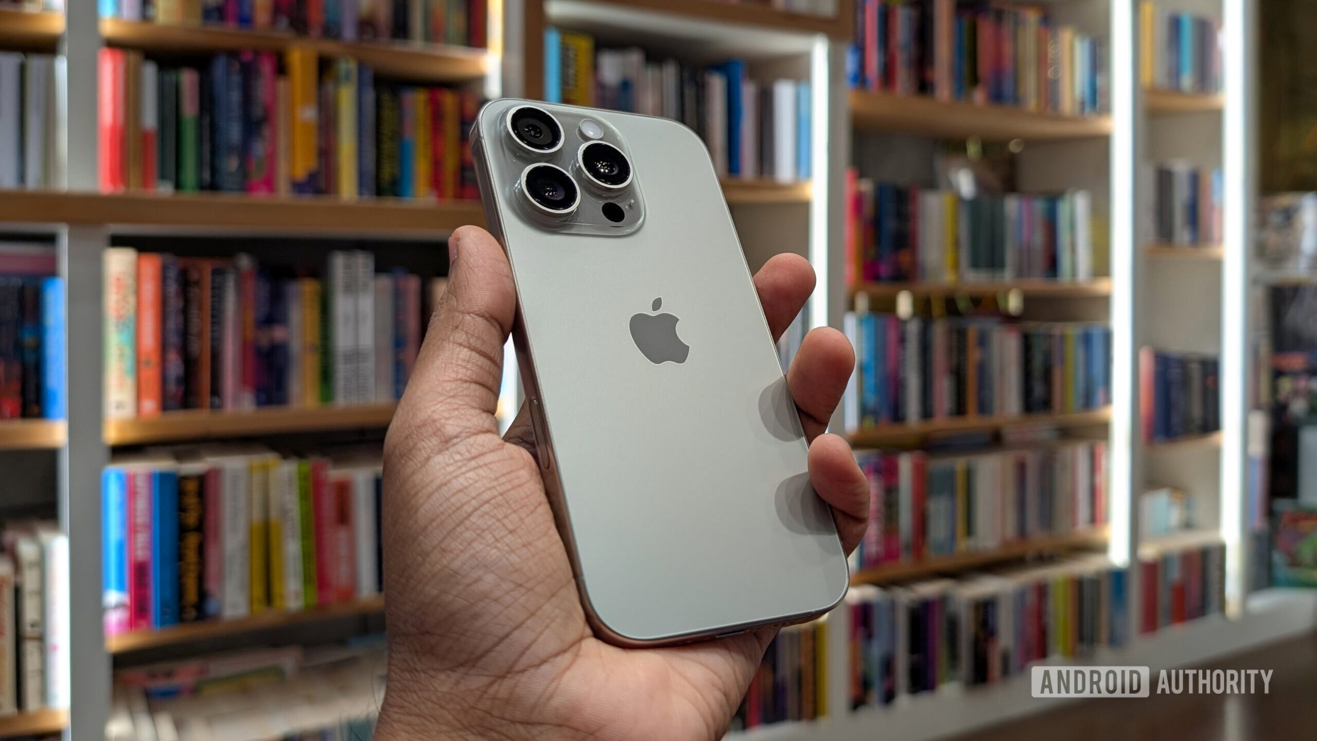 iphone-16-pro-1791884795.jpg