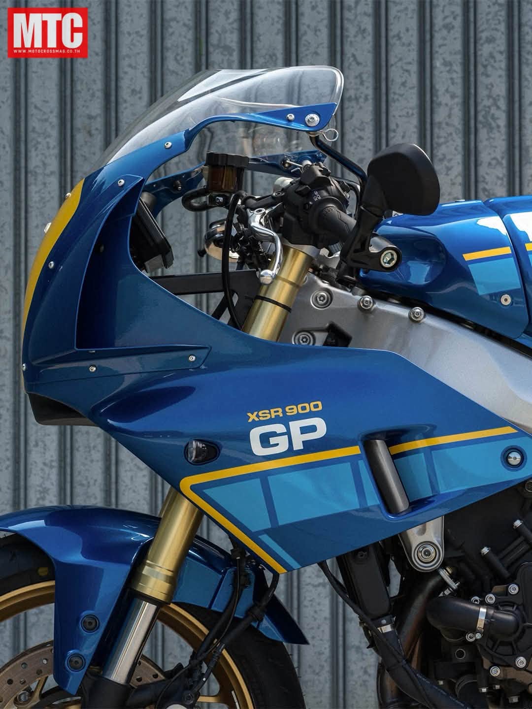 Yamaha XSR900 GP 2027 trở lại đầy m&ecirc; hoặc: M&agrave;u xanh huyền thoại, th&aacute;ch thức mọi &aacute;nh nh&igrave;n