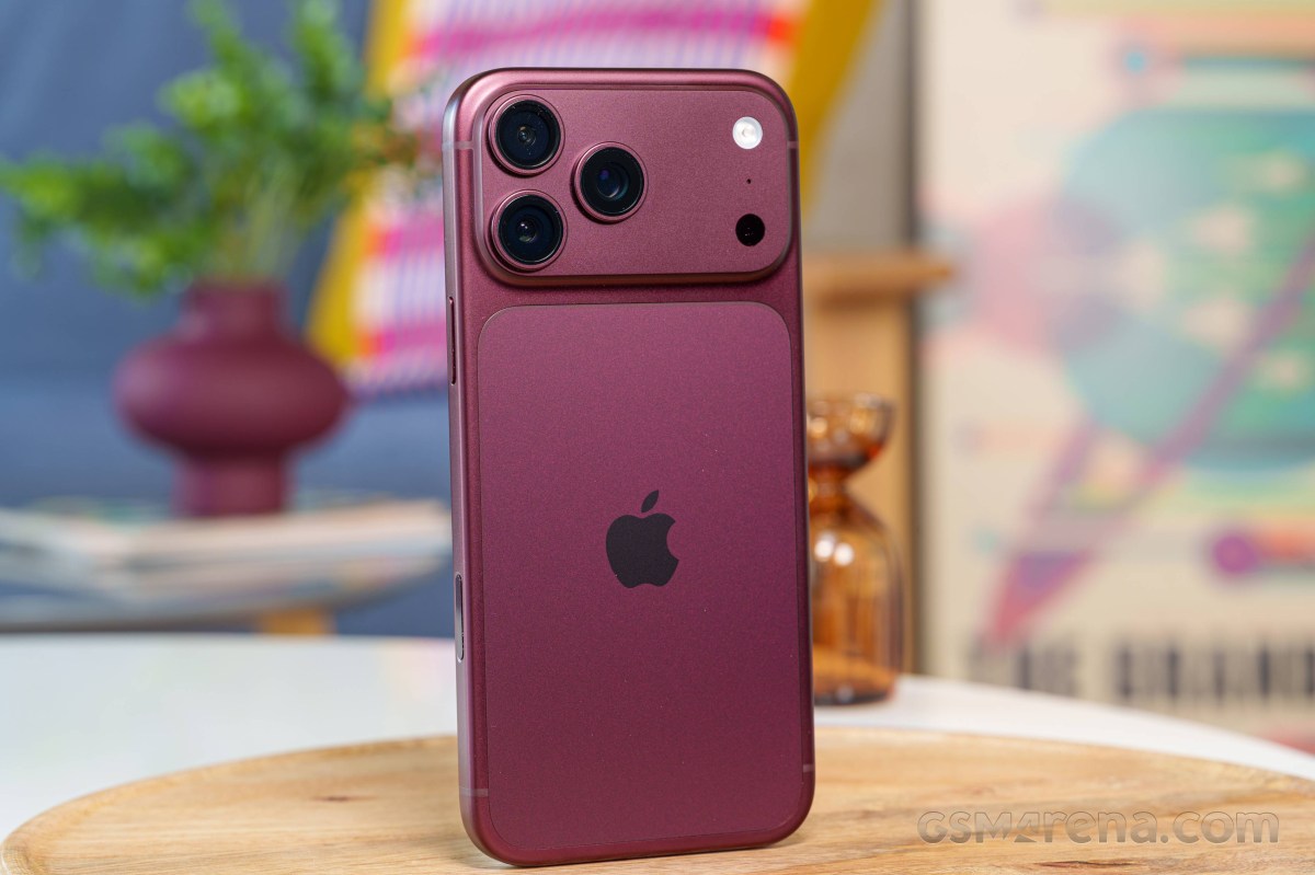 Bảng gi&aacute; iPhone 18 h&ocirc;m nay 15/10: iPhone 18 Pro Max giảm cả triệu, iPhone 18 Pro cũng dễ mua