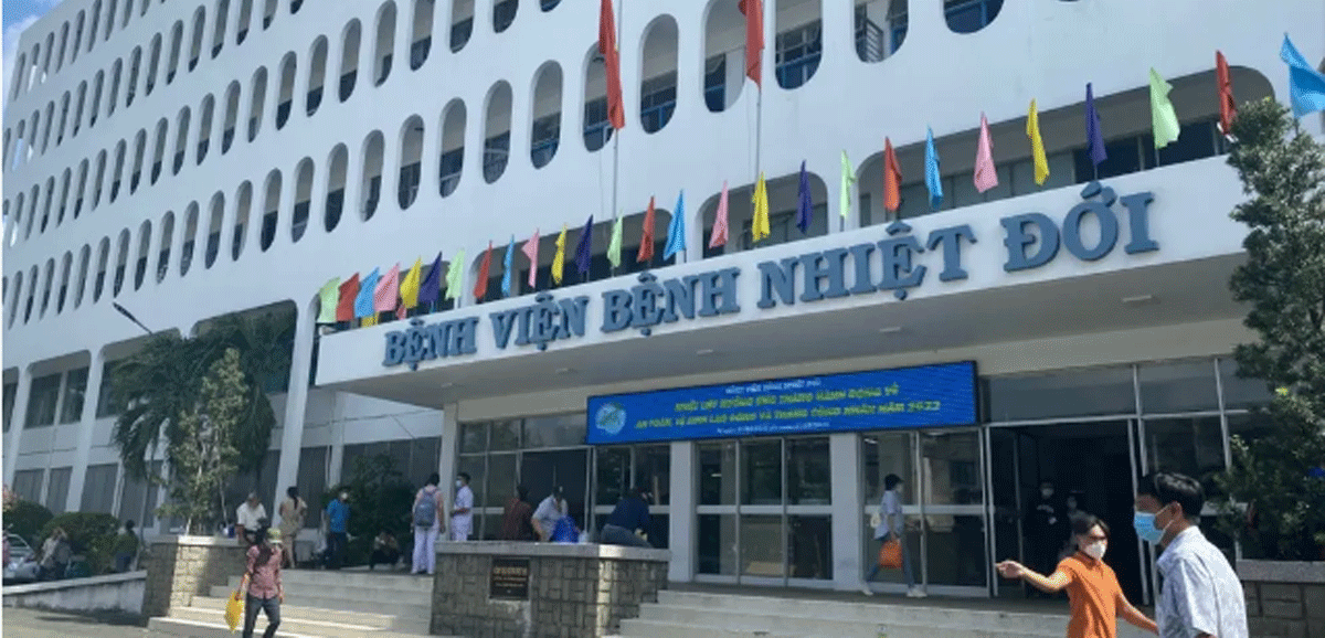 Sở Y tế TPHCM th&ocirc;ng tin vụ 3 học sinh Trường THCS Hai B&agrave; Trưng mắc n&atilde;o m&ocirc; cầu, một em tử vong