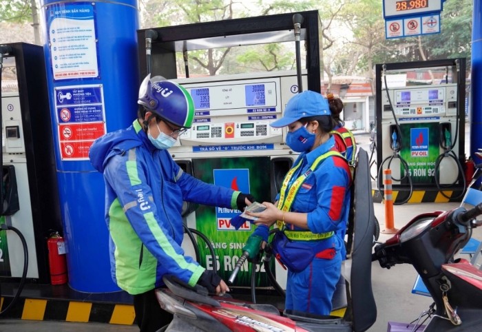 Tin xe hot 16/10: Xe c&ocirc;n tay &lsquo;quốc d&acirc;n&rsquo; mới ra mắt gi&aacute; 30 triệu đồng, ph&acirc;n kh&uacute;c kh&aacute;c Honda Winner R v&agrave; Yamaha Exciter ảnh 3