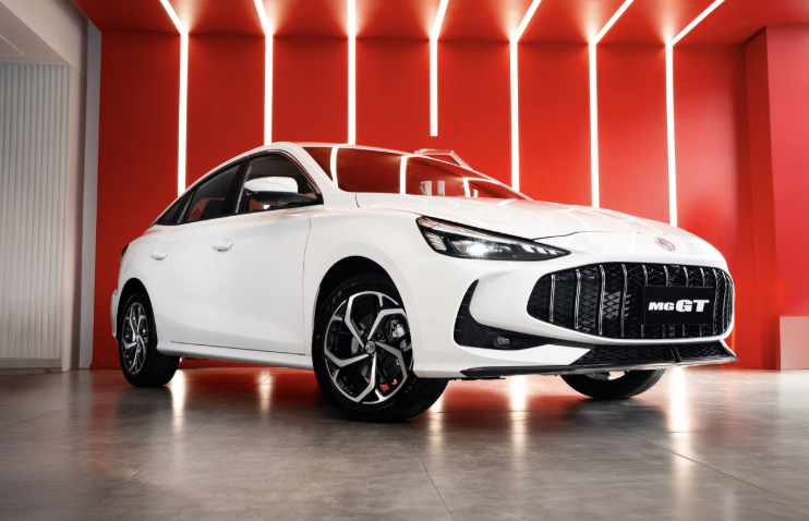MG GT gi&aacute; từ 512 triệu đồng tại Việt Nam: Mạnh 168 m&atilde; lực, cạnh tranh Mazda3 v&agrave; Civic 