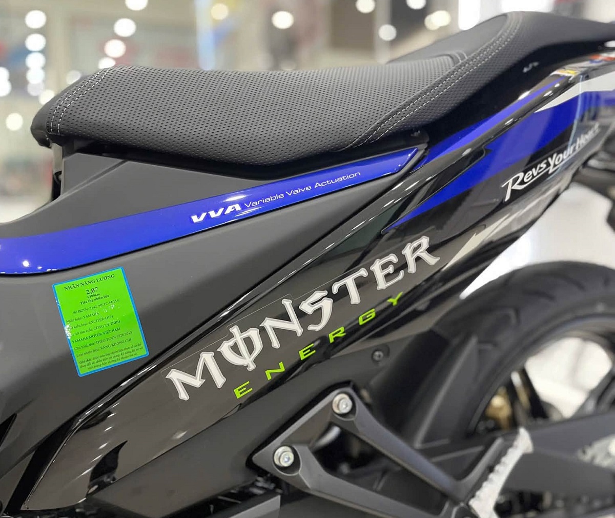 Yamaha mở b&aacute;n \'vua c&ocirc;n tay\' 155cc mới tại Việt Nam: Chơi s&aacute;t v&aacute;n Honda Winner R, gi&aacute; 60,9 triệu đồng