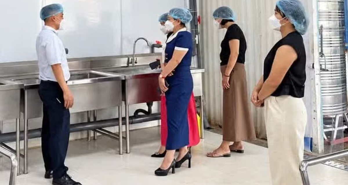 Vụ 48 học sinh ở Th&aacute;i Nguy&ecirc;n c&oacute; biểu hiện bất thường: Ph&aacute;t hiện trực khuẩn mủ xanh trong nước uống