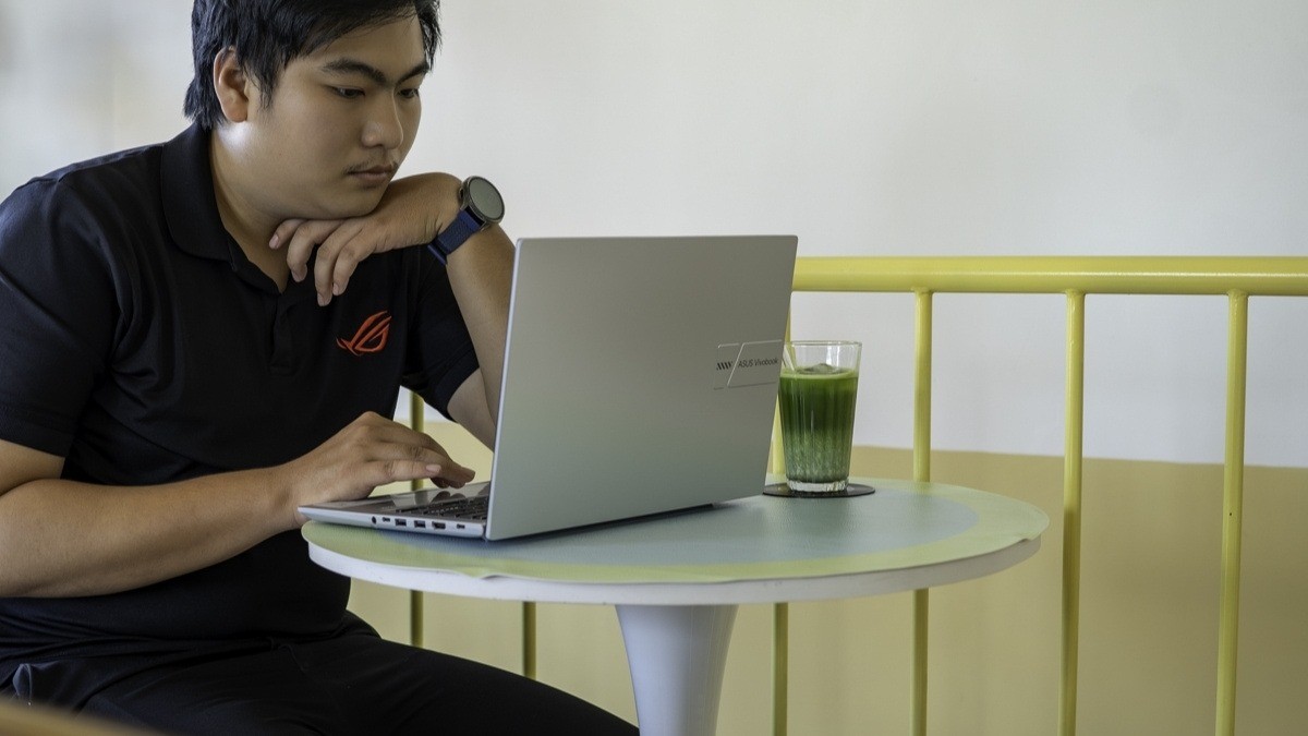 asus-vivobook-4-1792550907.jpeg