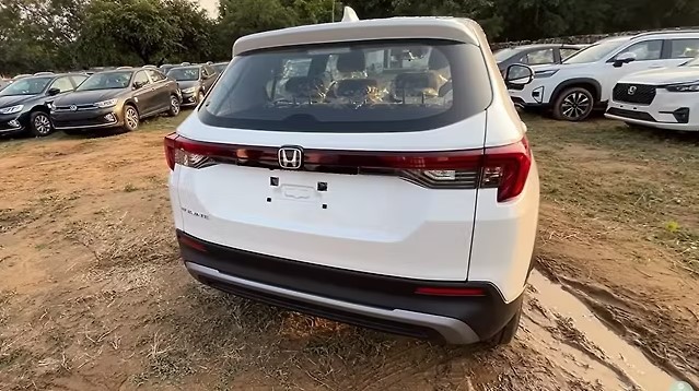 &lsquo;Honda City phi&ecirc;n bản SUV&rsquo; ch&iacute;nh thức mở b&aacute;n, gi&aacute; khởi điểm 318 triệu đồng rẻ hơn cả Hyundai Grand i10 v&agrave; Kia Morning ảnh 4