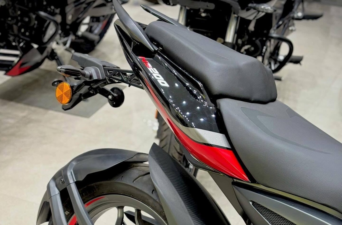 &lsquo;Vua c&ocirc;n tay&rsquo; 200cc mới ch&iacute;nh thức ra mắt gi&aacute; 43 triệu đồng: C&oacute; ABS 2 k&ecirc;nh xịn hơn cả Honda Winner R