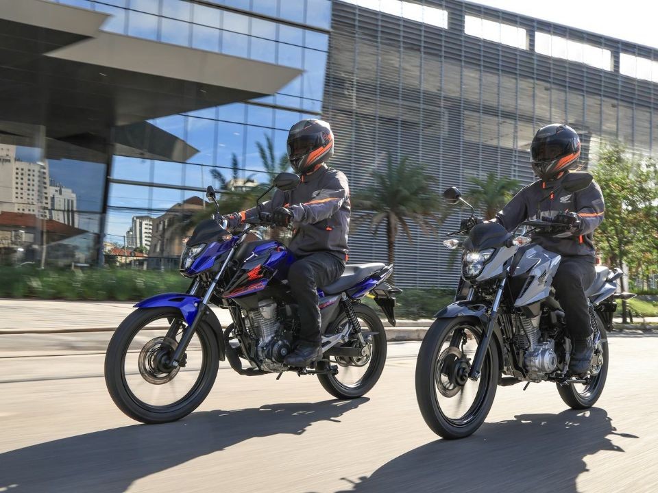 Honda ch&iacute;nh thức tr&igrave;nh l&agrave;ng &lsquo;vua c&ocirc;n tay&rsquo; 160cc mới phong c&aacute;ch kh&aacute;c Winner R v&agrave; Yamaha Exciter, gi&aacute; rẻ nhất ph&acirc;n kh&uacute;c ảnh 1
