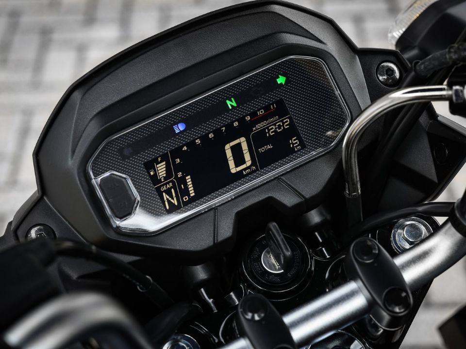 Honda ch&iacute;nh thức tr&igrave;nh l&agrave;ng &lsquo;vua c&ocirc;n tay&rsquo; 160cc mới phong c&aacute;ch kh&aacute;c Winner R v&agrave; Yamaha Exciter, gi&aacute; rẻ nhất ph&acirc;n kh&uacute;c ảnh 5