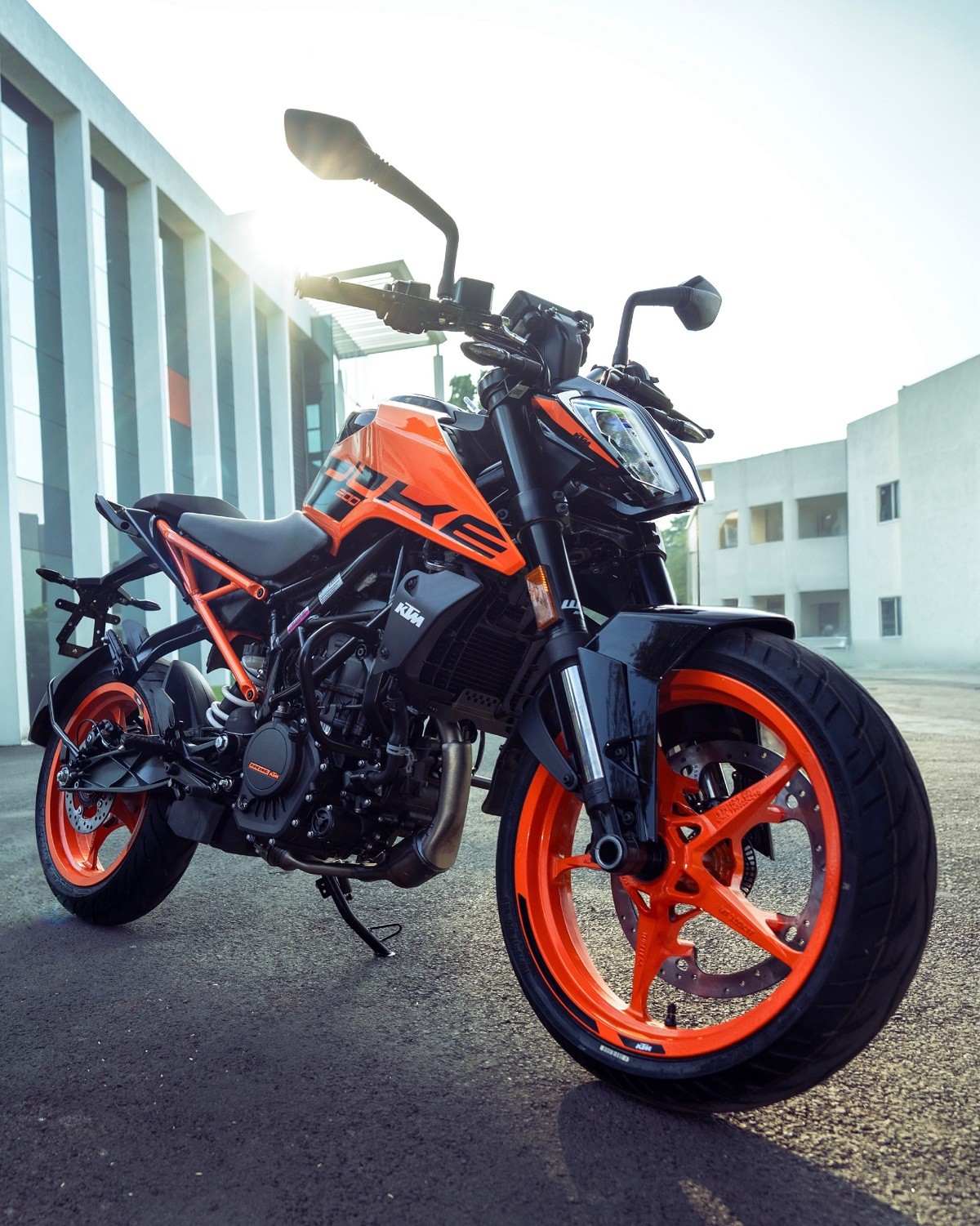 Ch&iacute;nh thức ra mắt &lsquo;vua c&ocirc;n tay&rsquo; 200cc mới gi&aacute; 56 triệu đồng, rẻ ngang Yamaha Exciter v&agrave; Honda Winner R nhưng xịn hơn ảnh 2